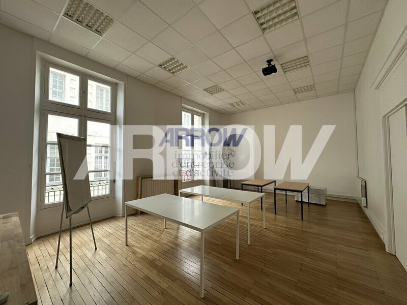 Bureaux à louer NANTES 4