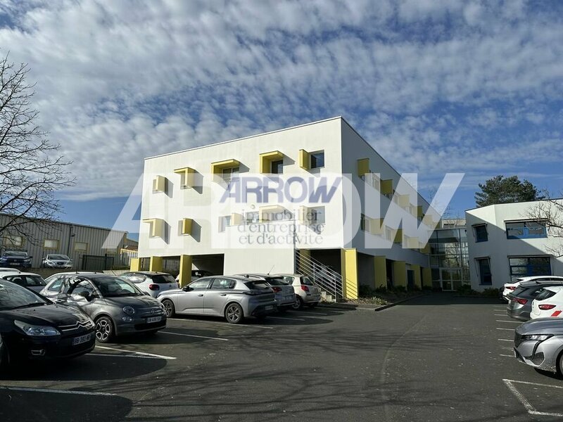 Bureaux à louer BOUGUENAIS 10