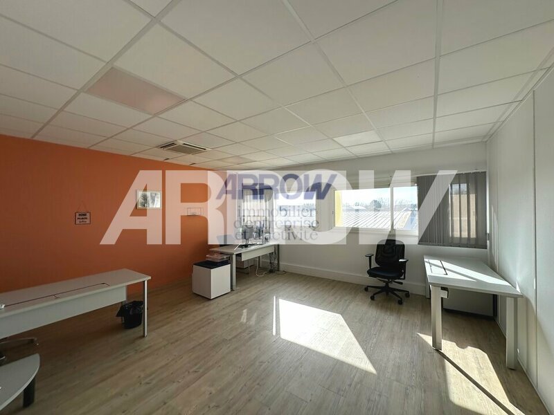 Bureaux à louer BOUGUENAIS 8