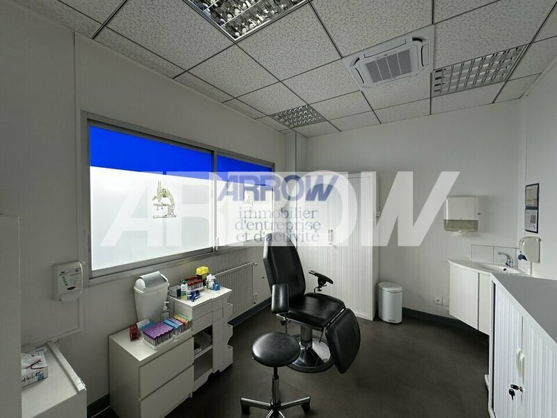 Bureaux à vendre à louer SAINT HERBLAIN 3