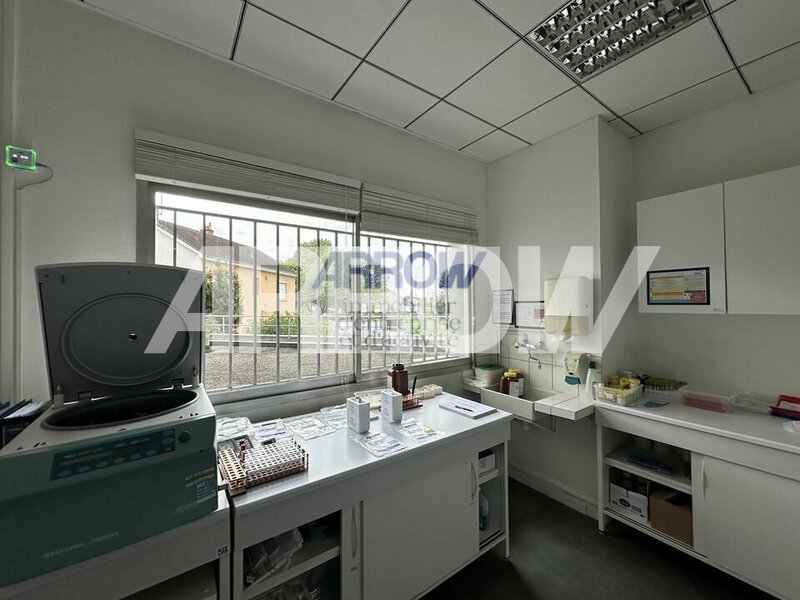 Bureaux à vendre à louer SAINT HERBLAIN 5