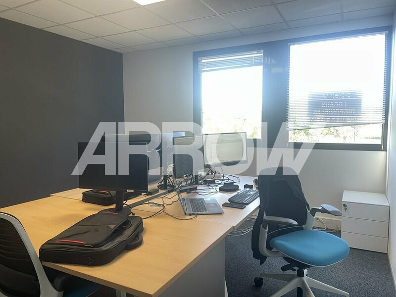 Bureaux à vendre REZE 6