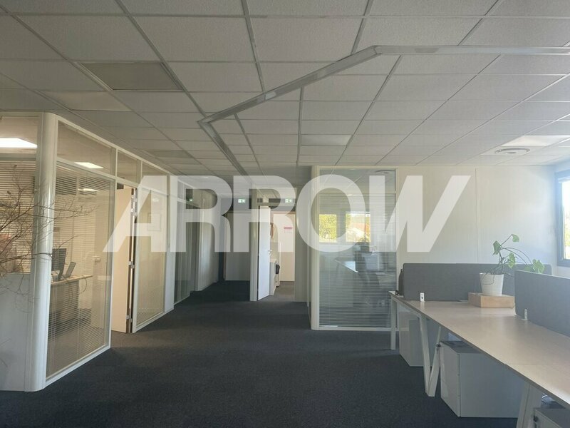 Bureaux à vendre REZE 2