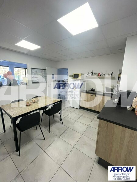 Local à vendre ORVAULT 3