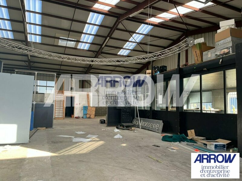 Entrepôt à louer LA CHAPELLE SUR ERDRE 5