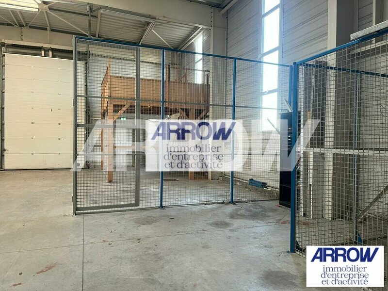 Local à vendre à louer BOUGUENAIS 5