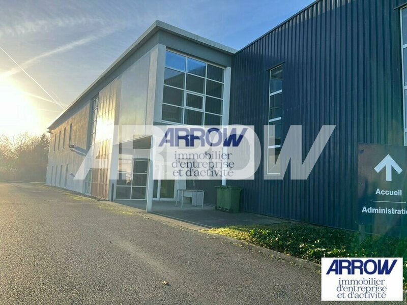 Local à vendre à louer BOUGUENAIS 1