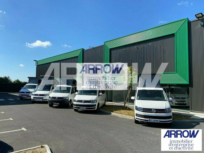 Entrepôt à vendre à louer LES SORINIERES 2