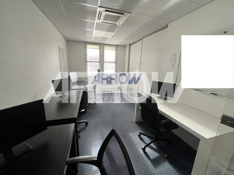 Bureaux à louer REZE 3