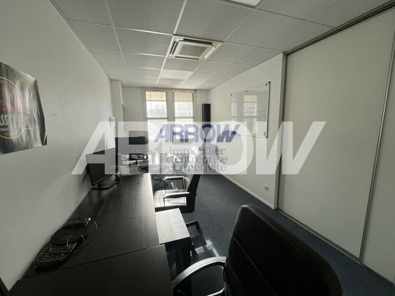 Bureaux à louer REZE 1