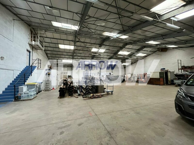 Entrepôt à louer SAINTE LUCE SUR LOIRE 3