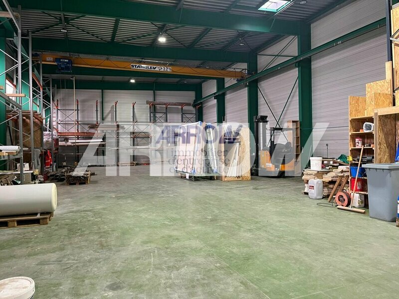 Entrepôt à louer LES SORINIERES 2