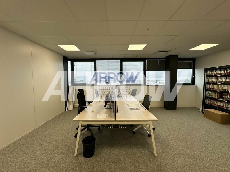 Bureaux à louer SAINT HERBLAIN 11