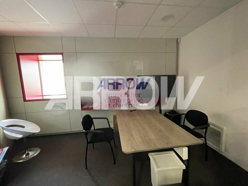 Bureaux à louer LA CHEVROLIERE 3