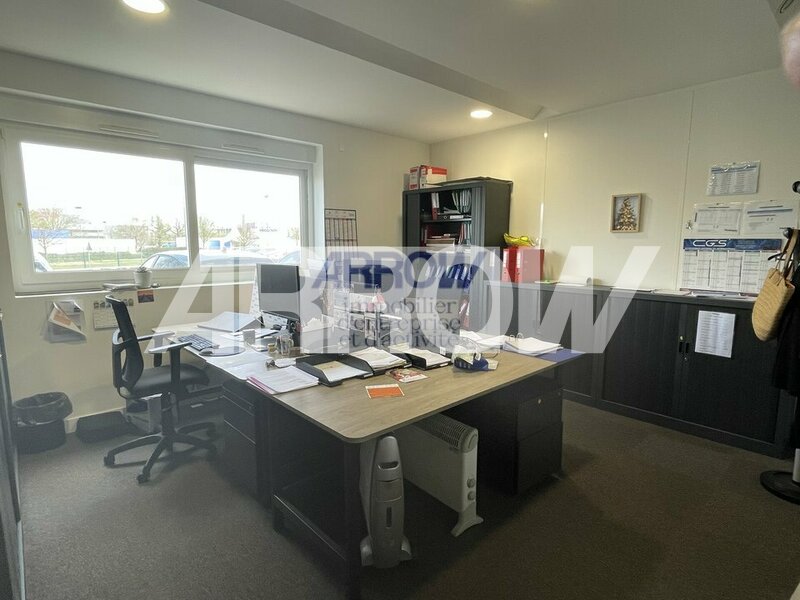 Bureaux à louer LA CHEVROLIERE 6