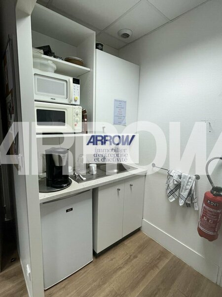 Bureaux à louer LA CHEVROLIERE 9