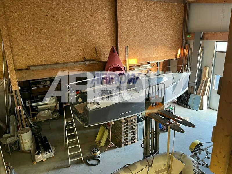 Local à vendre BOUAYE 4