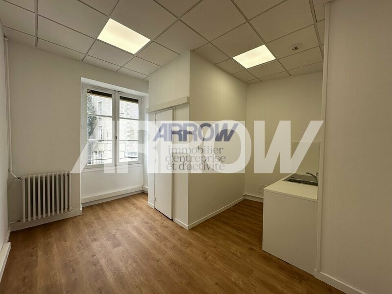 Bureaux à louer NANTES 5
