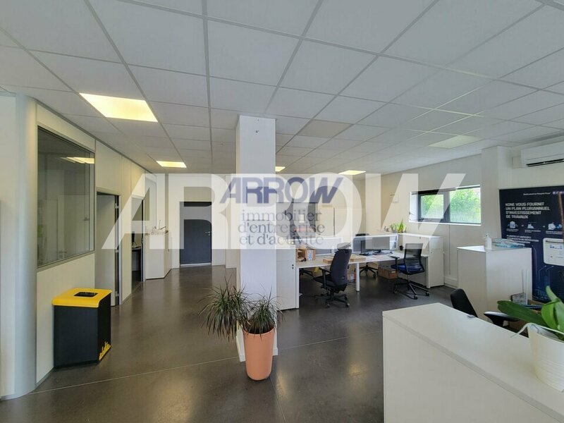 Local à louer LES SORINIERES 3