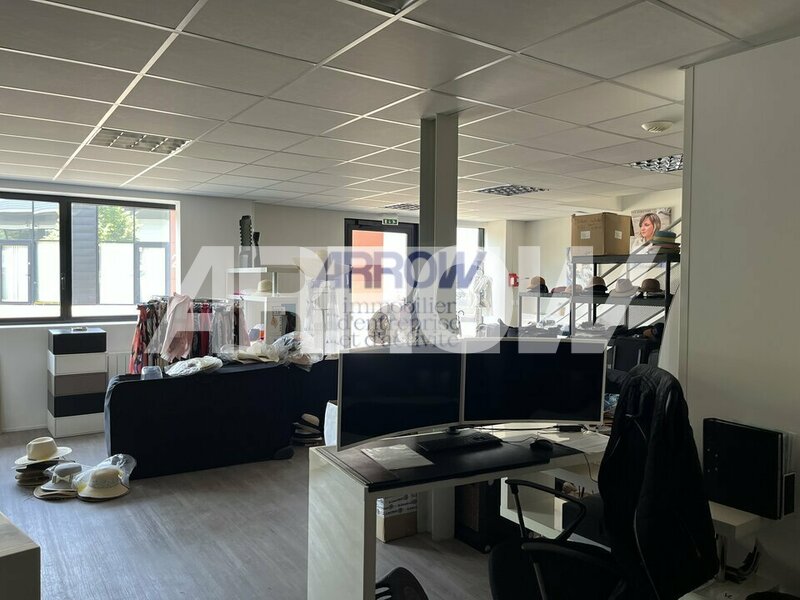 Entrepôt à vendre ORVAULT 1