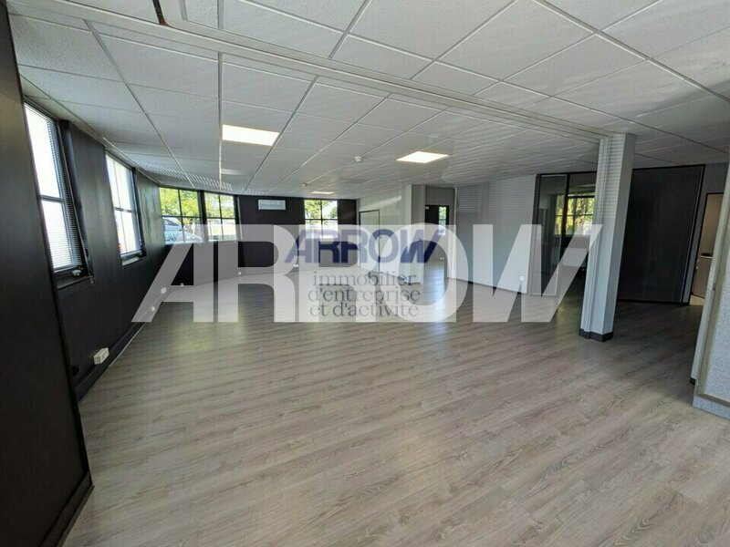 Bureaux à louer SAUTRON 9
