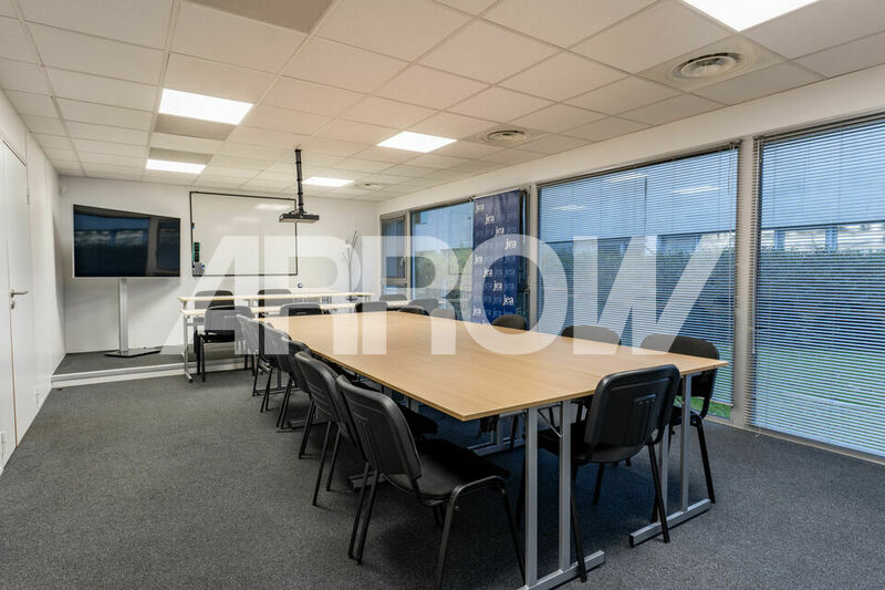 Bureaux à louer LA CHAPELLE SUR ERDRE 4