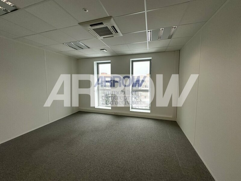 Bureaux à louer NANTES 11