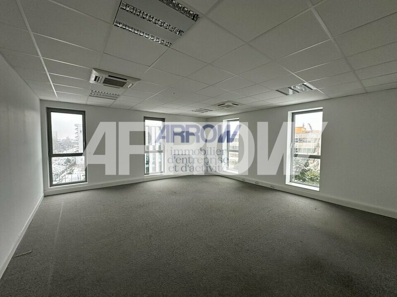 Bureaux à louer NANTES 12