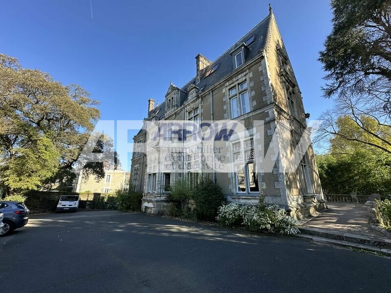 Bureaux à vendre à louer NANTES 7
