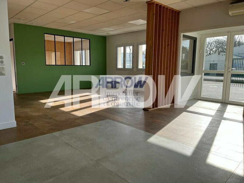 Local à louer TREILLIERES 2